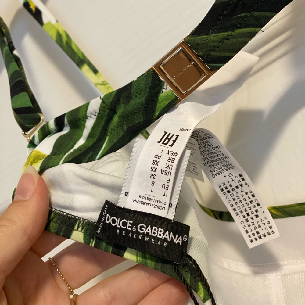 DOLCE & GABBANA Beachwear Printed bikini top (1) - Picture 7 of 8